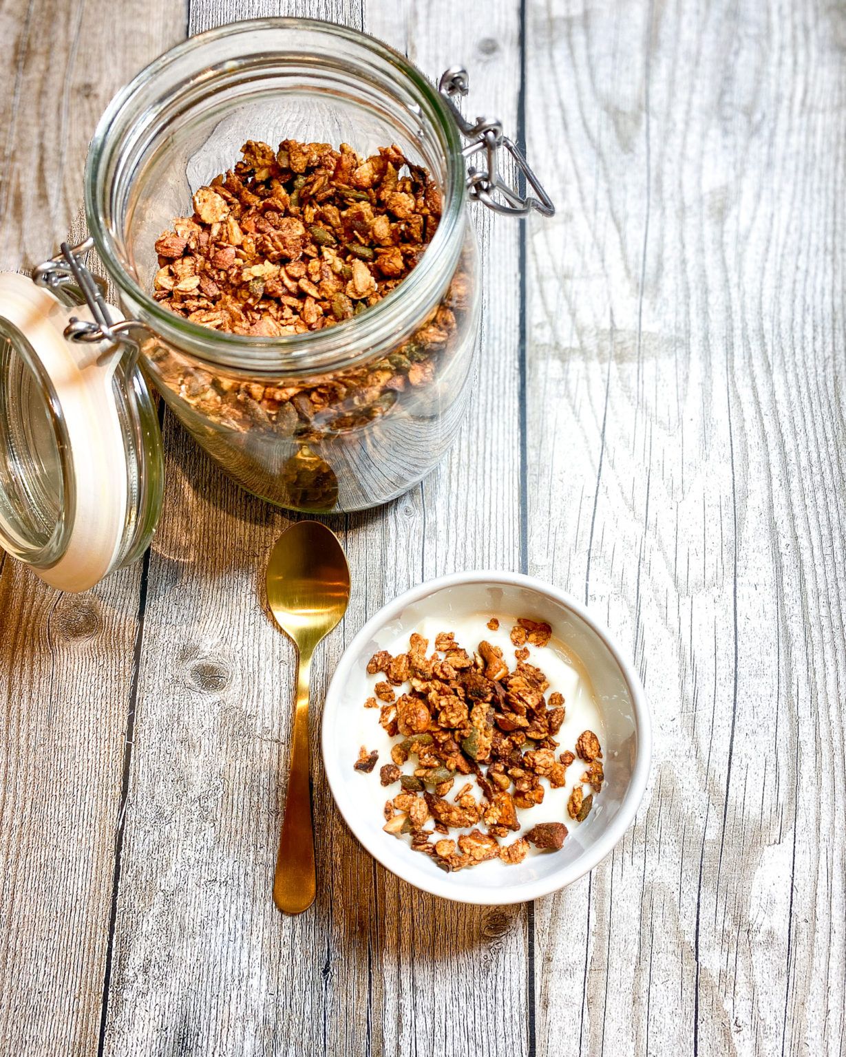 Verdens bedste granola med dadler Sund og nem opskrift